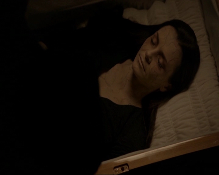 VampireDiariesWorld-dot-nl_7x09ColdAsIs0267.jpg