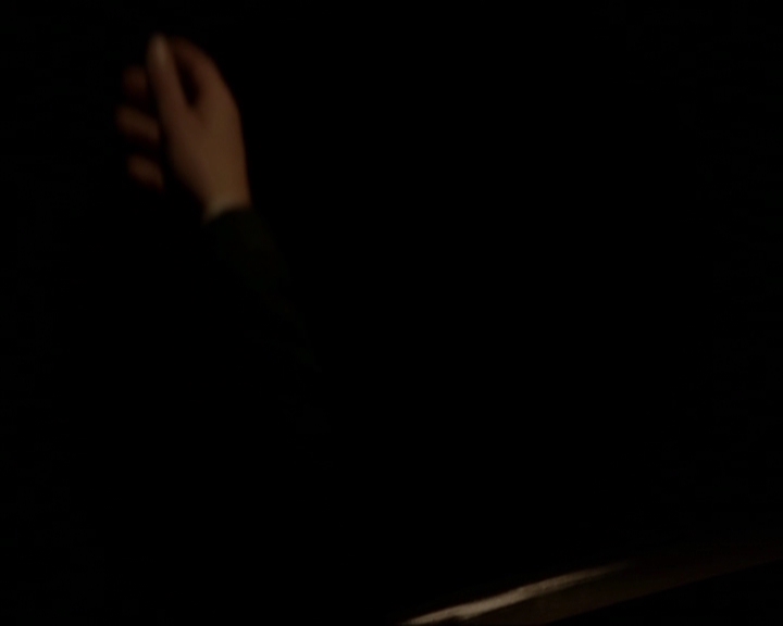 VampireDiariesWorld-dot-nl_7x09ColdAsIs0281.jpg