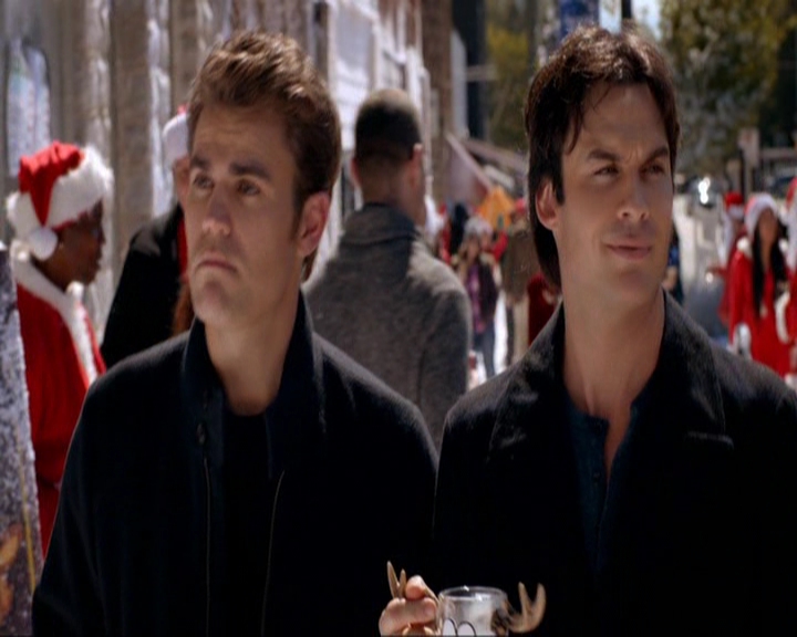 VampireDiariesWorld-dot-nl_7x09ColdAsIs0402.jpg