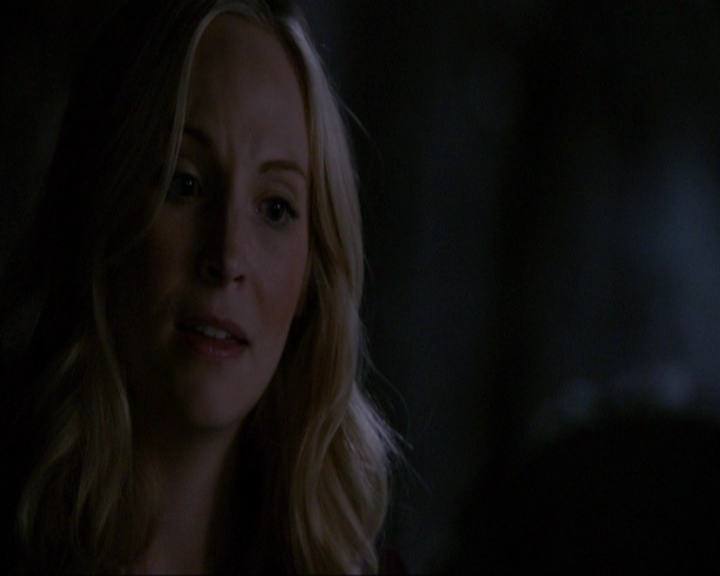 VampireDiariesWorld-dot-nl_7x09ColdAsIs1911.jpg