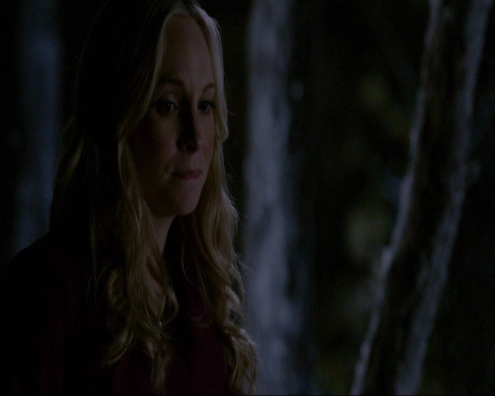 VampireDiariesWorld-dot-nl_7x09ColdAsIs1942.jpg