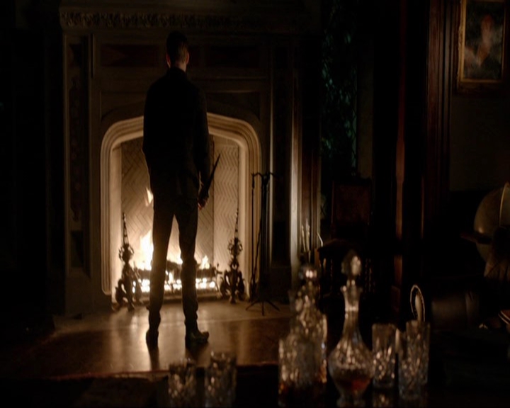 VampireDiariesWorld-dot-nl_7x09ColdAsIs1954.jpg