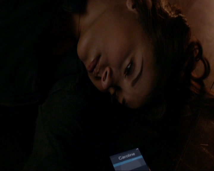 VampireDiariesWorld-dot-nl_7x09ColdAsIs2140.jpg