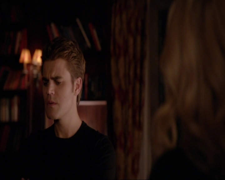 VampireDiariesWorld-dot-nl_7x09ColdAsIs2147.jpg