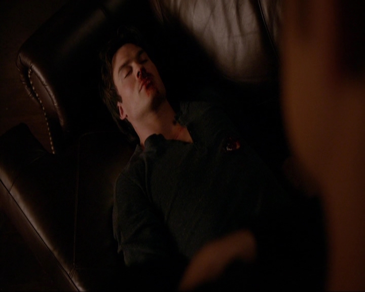 VampireDiariesWorld-dot-nl_7x09ColdAsIs2150.jpg