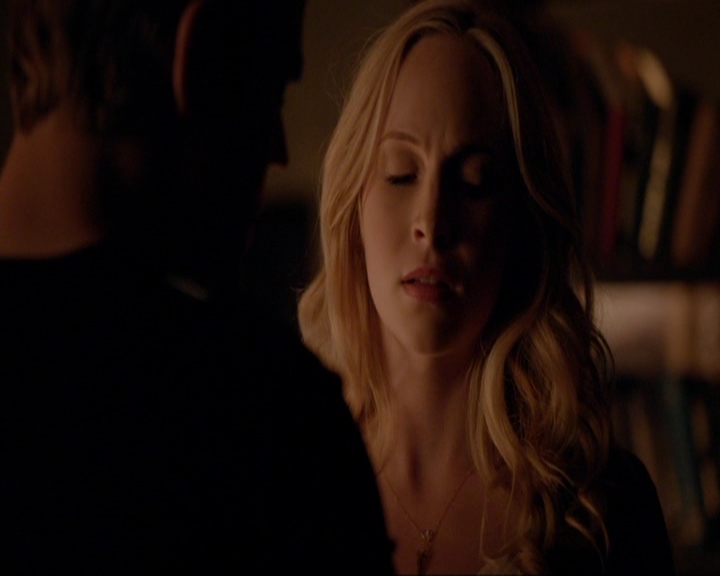 VampireDiariesWorld-dot-nl_7x09ColdAsIs2155.jpg