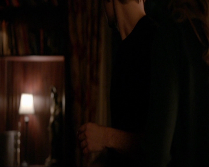 VampireDiariesWorld-dot-nl_7x09ColdAsIs2211.jpg