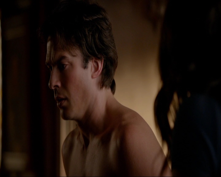 VampireDiariesWorld-dot-nl_7x10HellIsOtherPeople0573.jpg