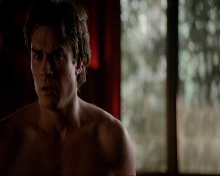 VampireDiariesWorld-dot-nl_7x10HellIsOtherPeople0576.jpg