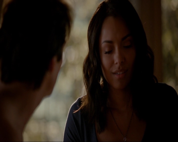 VampireDiariesWorld-dot-nl_7x10HellIsOtherPeople0581.jpg