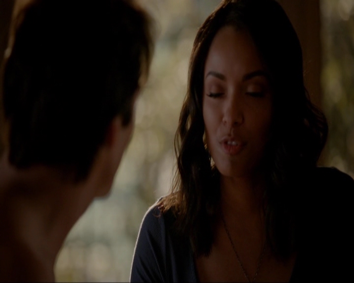 VampireDiariesWorld-dot-nl_7x10HellIsOtherPeople0582.jpg