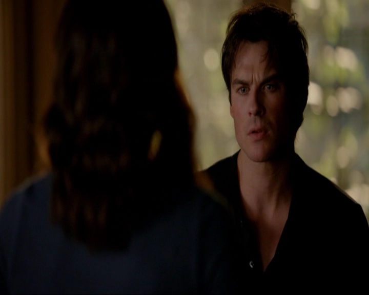 VampireDiariesWorld-dot-nl_7x10HellIsOtherPeople0615.jpg