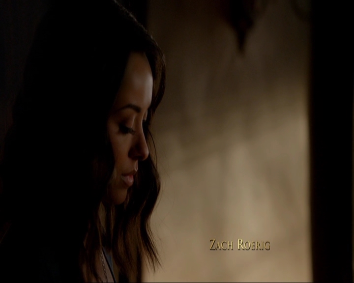 VampireDiariesWorld-dot-nl_7x10HellIsOtherPeople0619.jpg