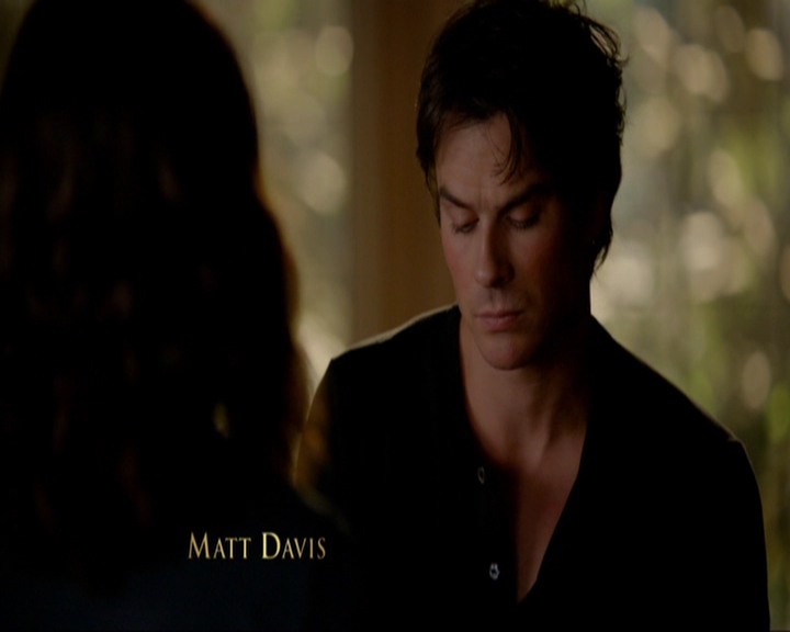 VampireDiariesWorld-dot-nl_7x10HellIsOtherPeople0622.jpg