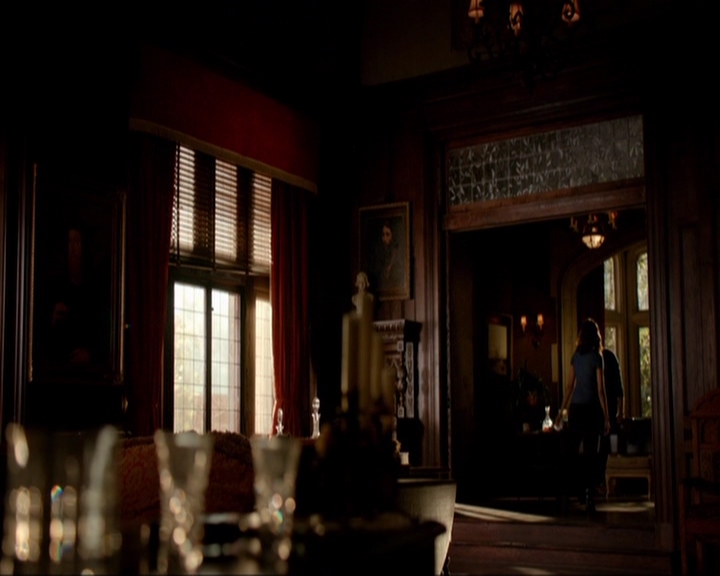 VampireDiariesWorld-dot-nl_7x10HellIsOtherPeople0623.jpg