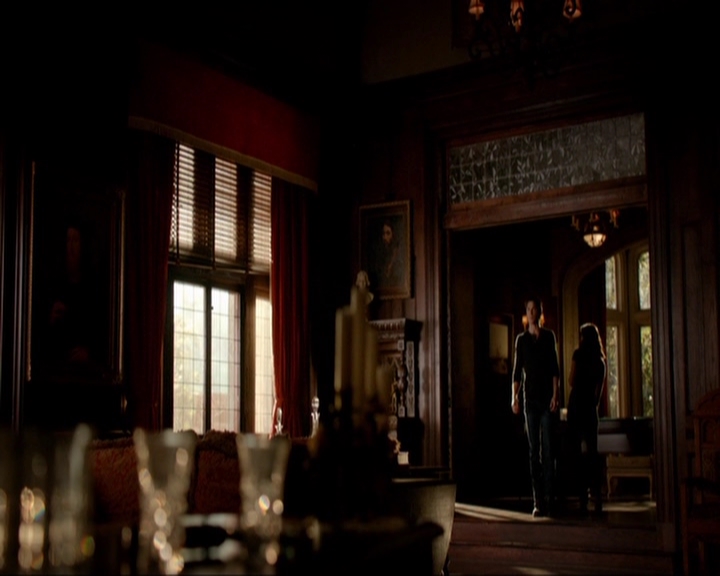 VampireDiariesWorld-dot-nl_7x10HellIsOtherPeople0626.jpg