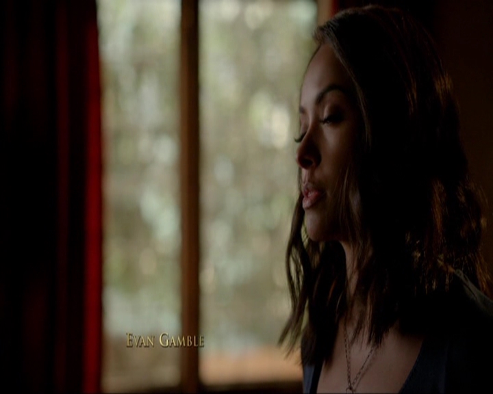 VampireDiariesWorld-dot-nl_7x10HellIsOtherPeople0632.jpg