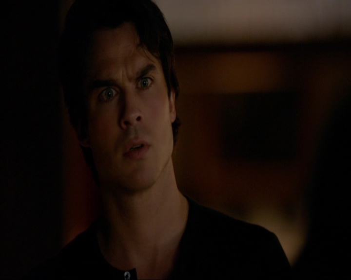 VampireDiariesWorld-dot-nl_7x10HellIsOtherPeople0651.jpg