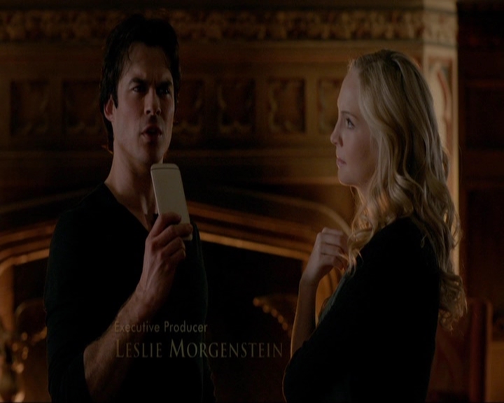 VampireDiariesWorld-dot-nl_7x10HellIsOtherPeople0698.jpg