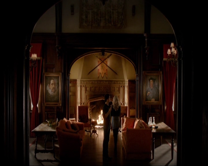 VampireDiariesWorld-dot-nl_7x10HellIsOtherPeople0700.jpg