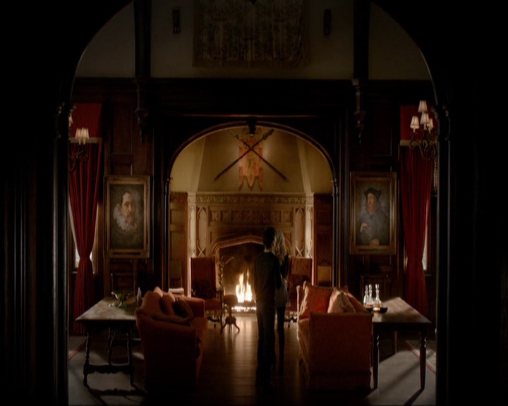 VampireDiariesWorld-dot-nl_7x10HellIsOtherPeople0701.jpg