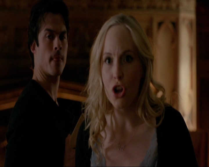 VampireDiariesWorld-dot-nl_7x10HellIsOtherPeople0714.jpg