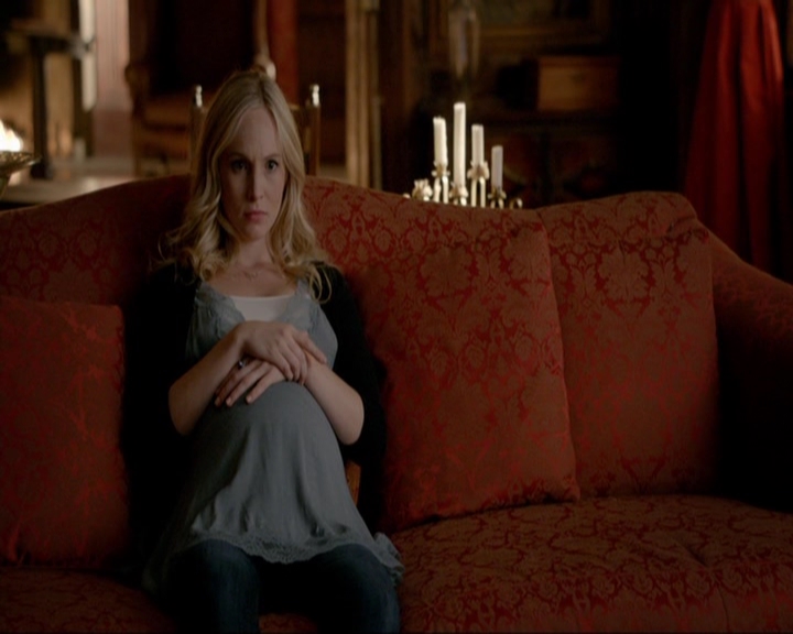 VampireDiariesWorld-dot-nl_7x10HellIsOtherPeople0751.jpg