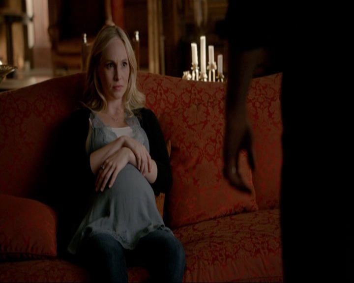 VampireDiariesWorld-dot-nl_7x10HellIsOtherPeople0792.jpg