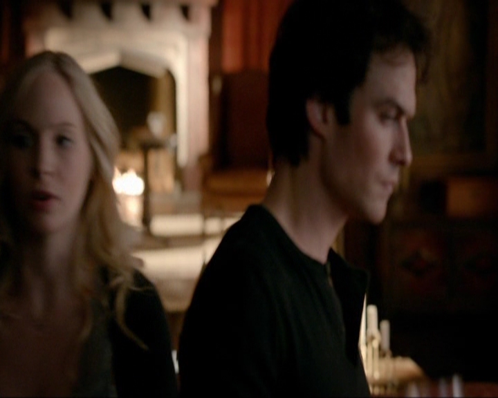 VampireDiariesWorld-dot-nl_7x10HellIsOtherPeople0823.jpg