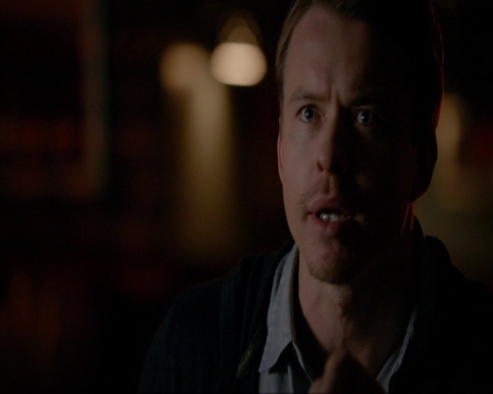 VampireDiariesWorld-dot-nl_7x10HellIsOtherPeople0840.jpg