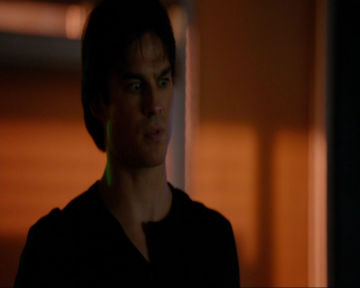 VampireDiariesWorld-dot-nl_7x10HellIsOtherPeople0846.jpg