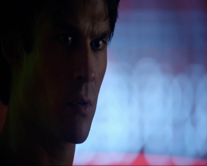 VampireDiariesWorld-dot-nl_7x10HellIsOtherPeople0852.jpg