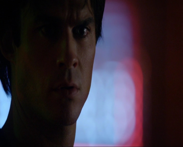 VampireDiariesWorld-dot-nl_7x10HellIsOtherPeople0862.jpg