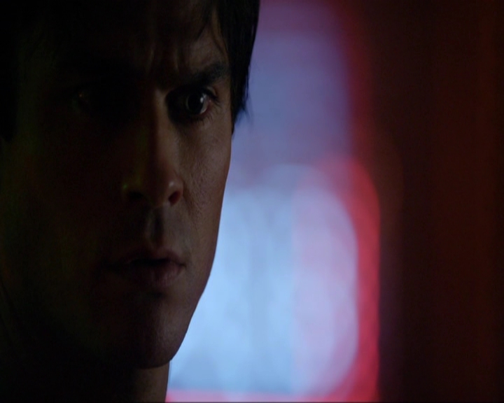 VampireDiariesWorld-dot-nl_7x10HellIsOtherPeople0863.jpg