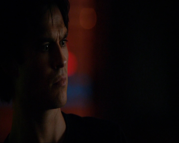 VampireDiariesWorld-dot-nl_7x10HellIsOtherPeople0882.jpg