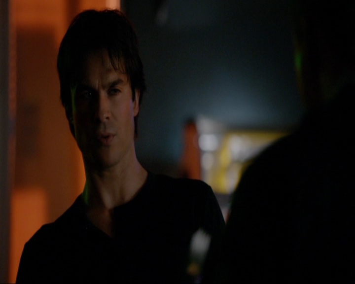 VampireDiariesWorld-dot-nl_7x10HellIsOtherPeople0889.jpg