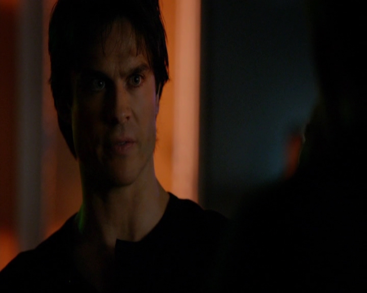 VampireDiariesWorld-dot-nl_7x10HellIsOtherPeople0933.jpg