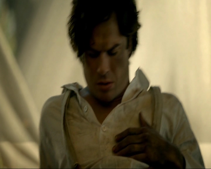 VampireDiariesWorld-dot-nl_7x10HellIsOtherPeople0991.jpg