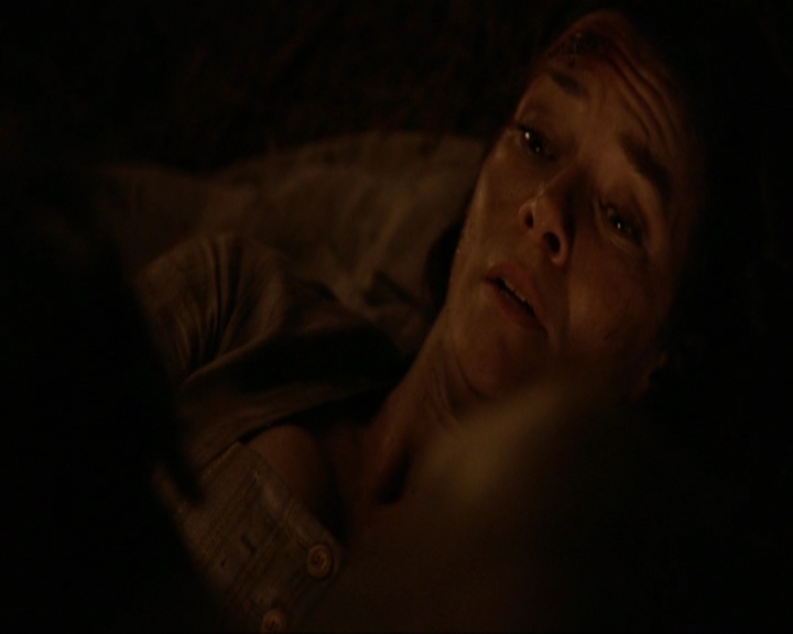 VampireDiariesWorld-dot-nl_7x10HellIsOtherPeople2078.jpg