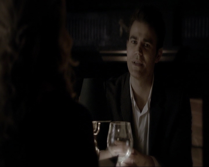 VampireDiariesWorld-dot-nl_7x11ThingsWeLostInTheFire0449.jpg