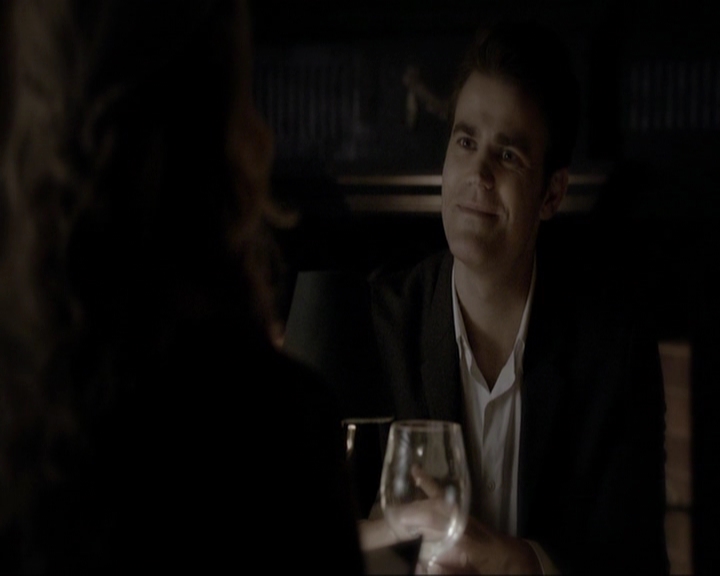 VampireDiariesWorld-dot-nl_7x11ThingsWeLostInTheFire0450.jpg