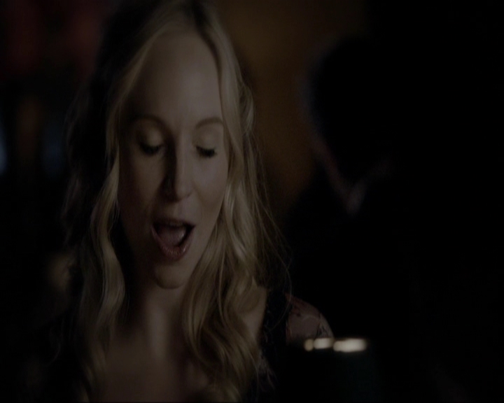 VampireDiariesWorld-dot-nl_7x11ThingsWeLostInTheFire0451.jpg