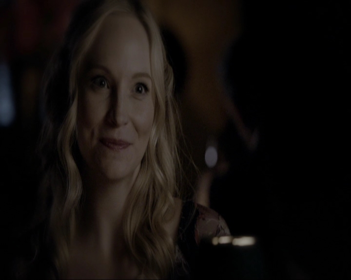 VampireDiariesWorld-dot-nl_7x11ThingsWeLostInTheFire0452.jpg