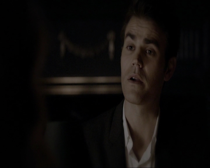 VampireDiariesWorld-dot-nl_7x11ThingsWeLostInTheFire0457.jpg