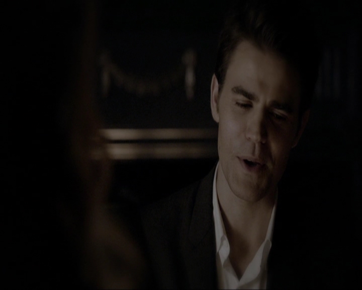 VampireDiariesWorld-dot-nl_7x11ThingsWeLostInTheFire0466.jpg