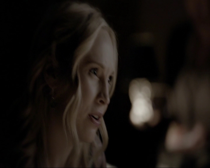 VampireDiariesWorld-dot-nl_7x11ThingsWeLostInTheFire0469.jpg