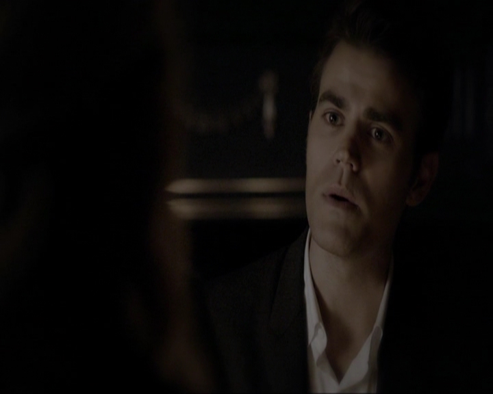 VampireDiariesWorld-dot-nl_7x11ThingsWeLostInTheFire0474.jpg