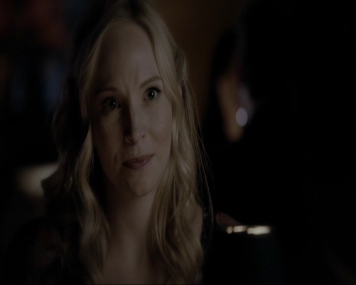 VampireDiariesWorld-dot-nl_7x11ThingsWeLostInTheFire0477.jpg