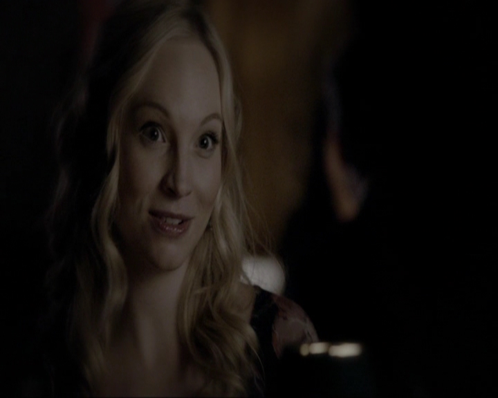 VampireDiariesWorld-dot-nl_7x11ThingsWeLostInTheFire0486.jpg