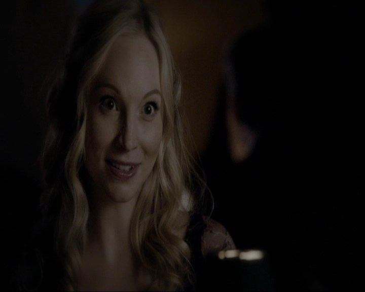 VampireDiariesWorld-dot-nl_7x11ThingsWeLostInTheFire0487.jpg